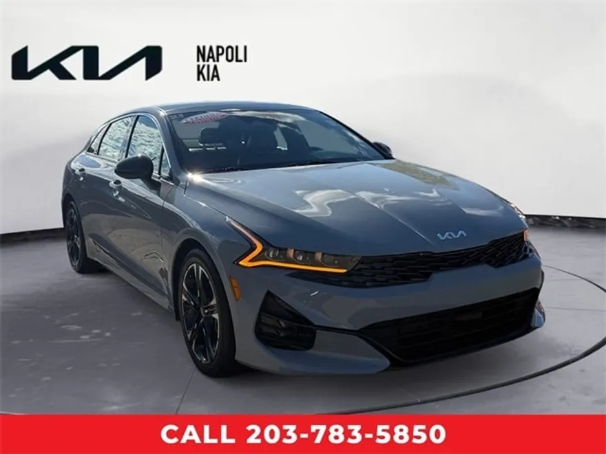 2023 Kia K5 GT-Line photo 1