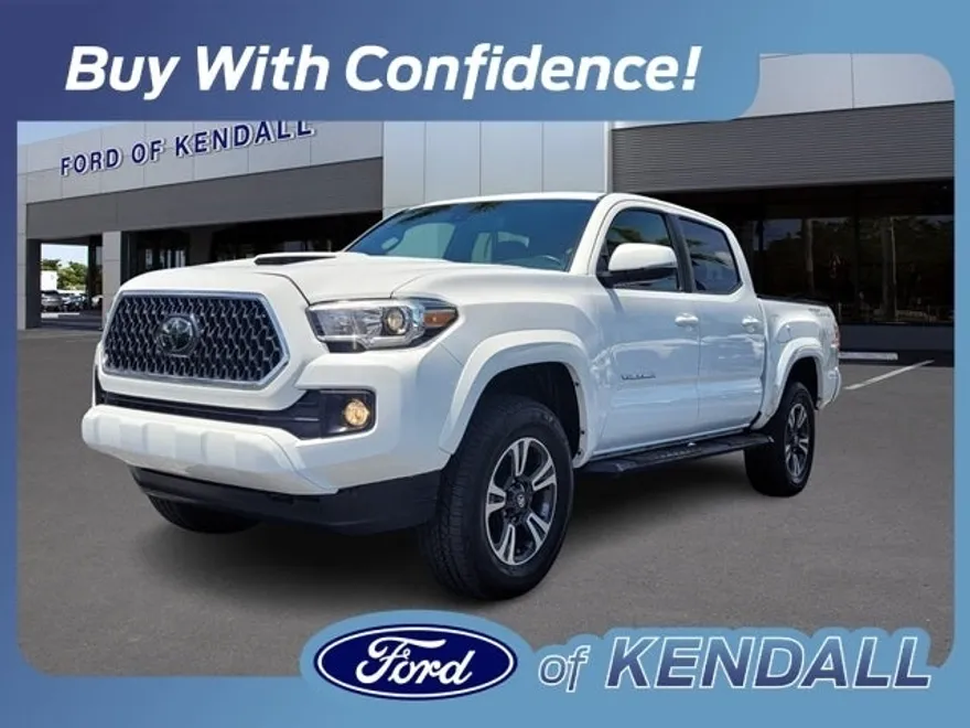 2018 Toyota Tacoma TRD Sport V6 photo 1