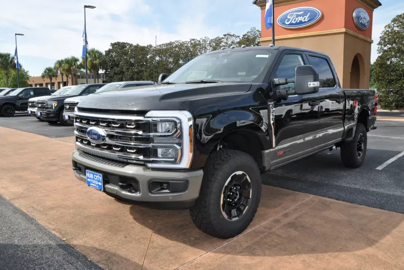 2026 Ford F-250 King Ranch photo 1