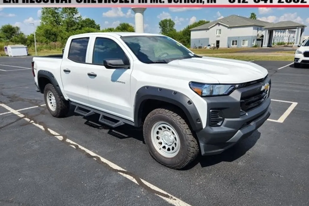 2024 Chevrolet Colorado Work Truck photo 1