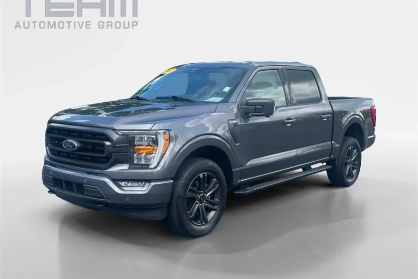 2022 Ford F-150 XLT photo 1