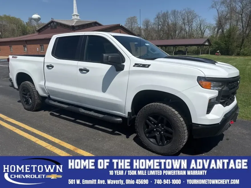2024 Chevrolet Silverado 1500 Custom Trail Boss photo 1