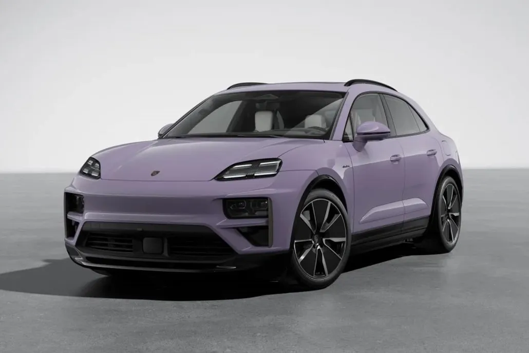 2025 Porsche Macan Turbo Electric photo 1