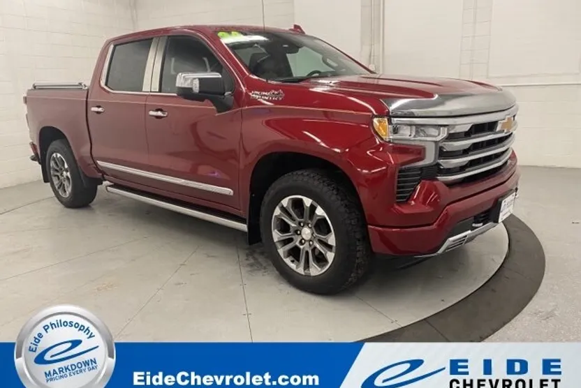 2024 Chevrolet Silverado 1500 High Country photo 1
