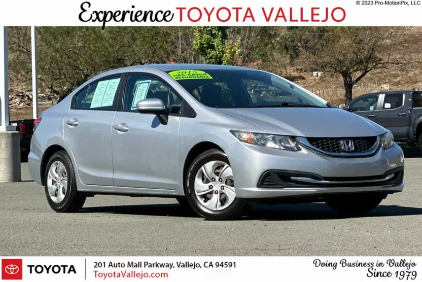 2015 Honda Civic LX photo 1
