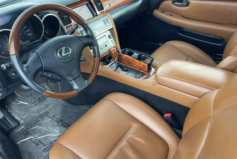 2004 Lexus SC 430 photo 1