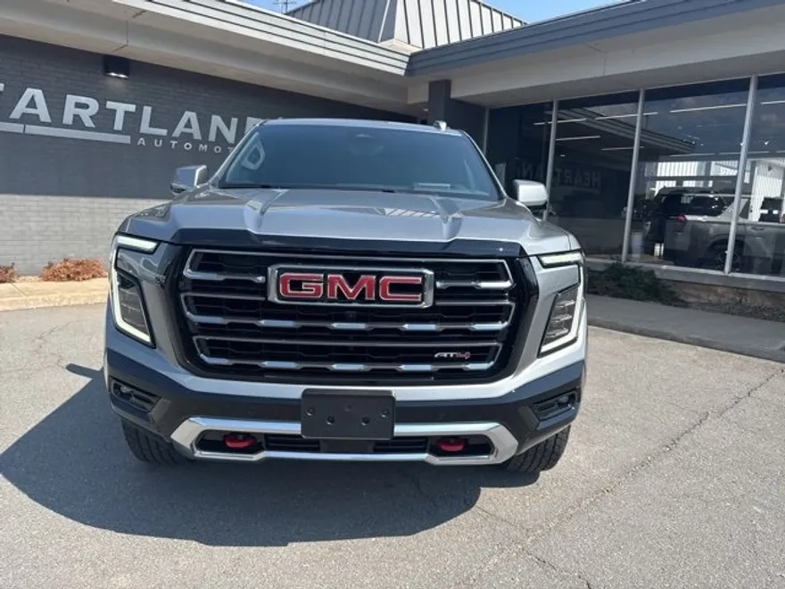 2025 Gmc Yukon AT4 photo 1