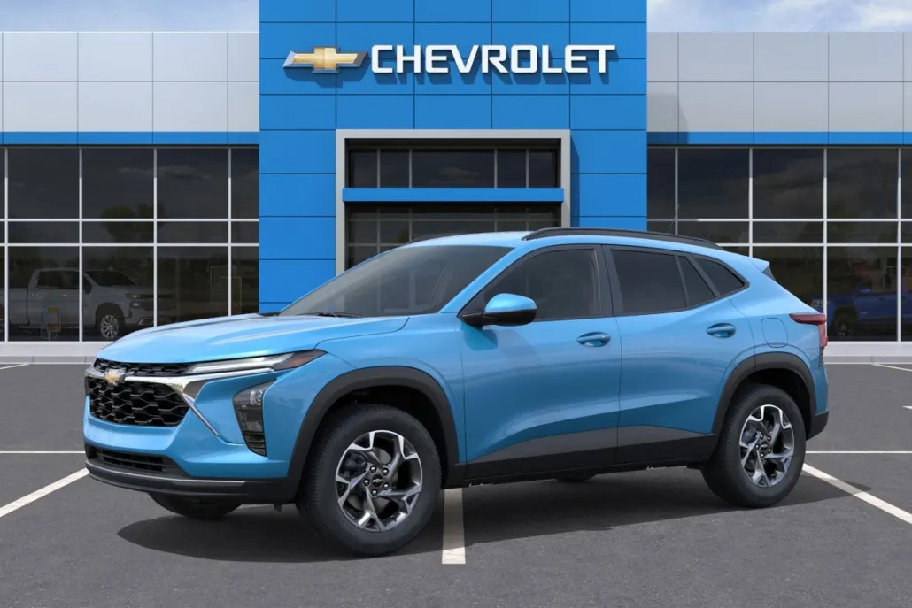 2025 Chevrolet Trax LT photo 1