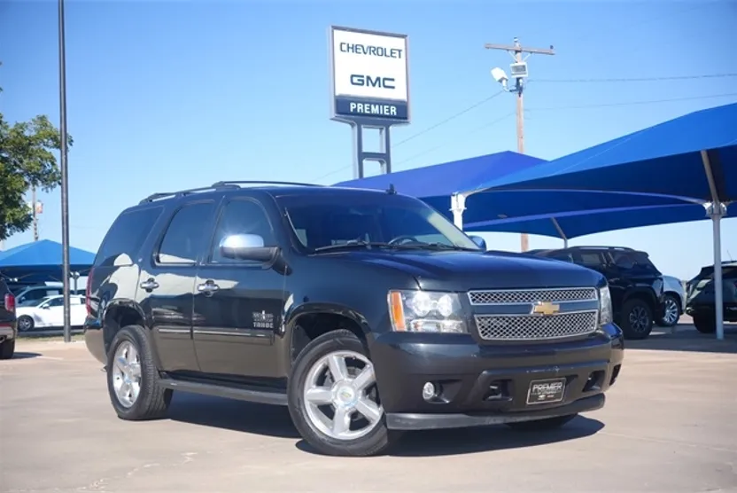 2012 Chevrolet Tahoe LT photo 1