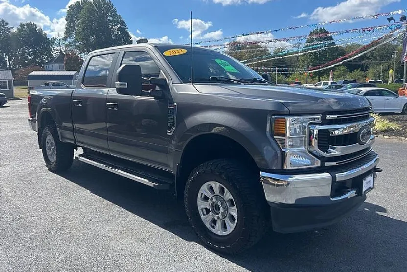 2022 Ford F-350 XL photo 1