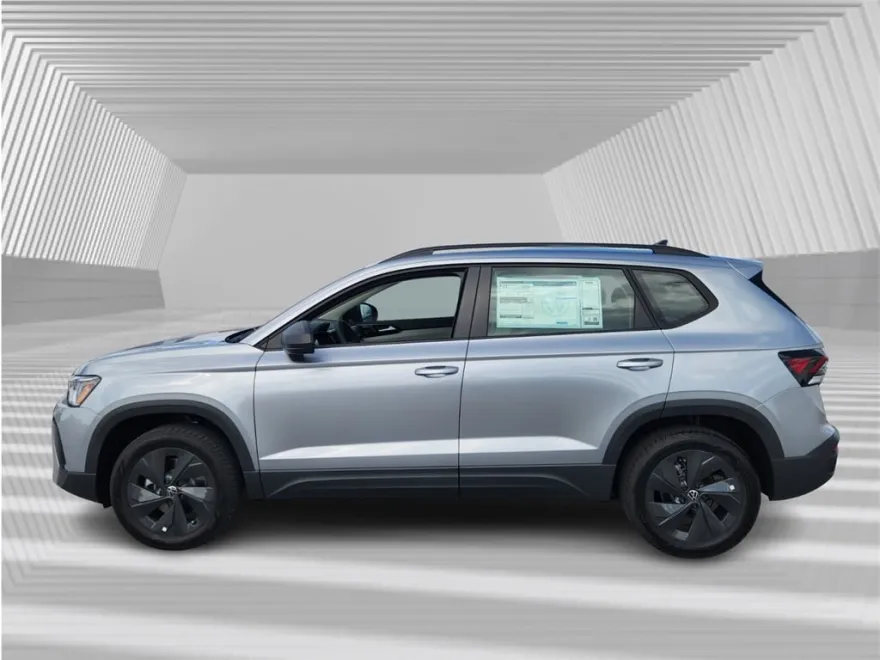 2025 Volkswagen Taos S photo 1