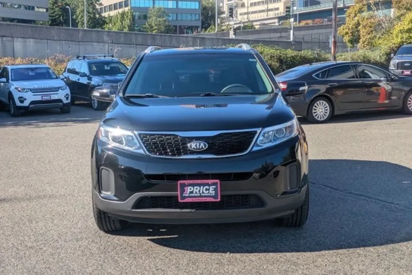 2014 Kia Sorento LX photo 1