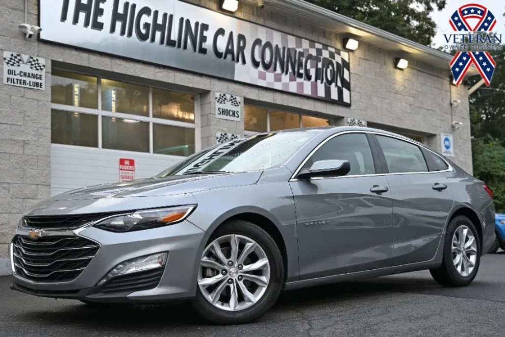 2023 Chevrolet Malibu 1LT photo 1