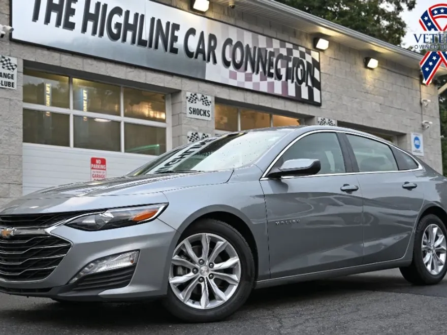 2023 Chevrolet Malibu 1LT photo 1