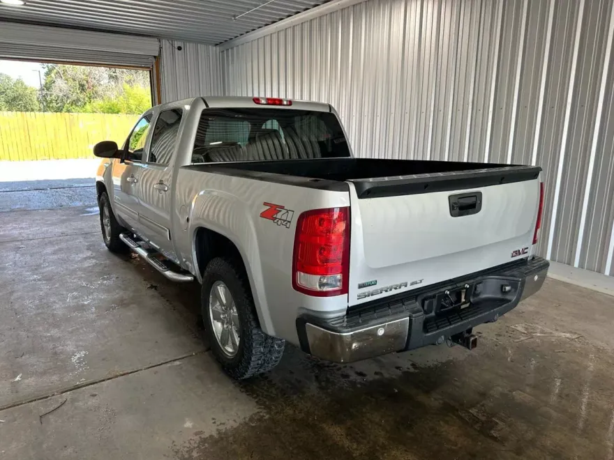 2012 Gmc Sierra 1500 SLT photo 1