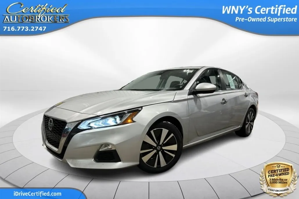 2022 Nissan Altima 2.5 SV photo 1
