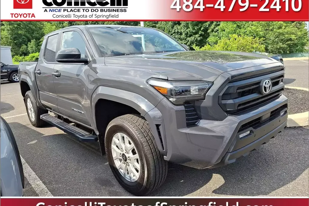 2024 Toyota Tacoma SR5 4x4 photo 1