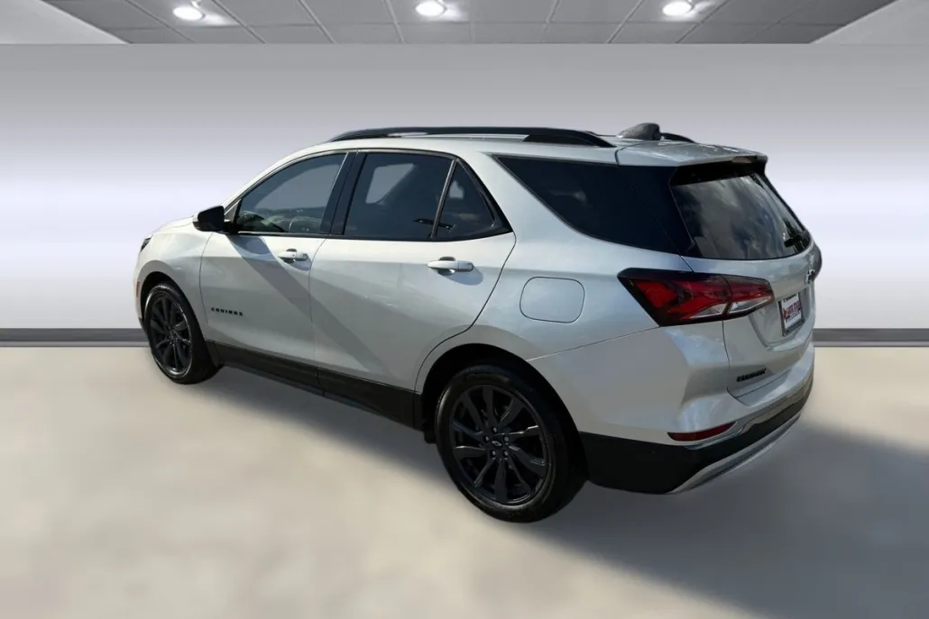 2022 Chevrolet Equinox RS photo 1