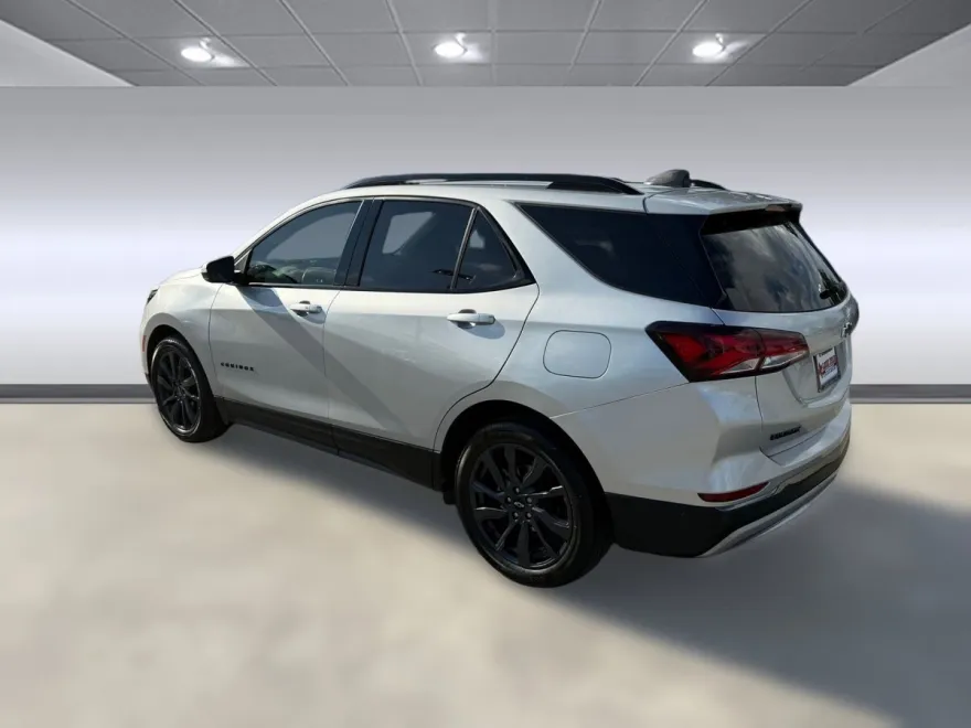 2022 Chevrolet Equinox RS photo 1