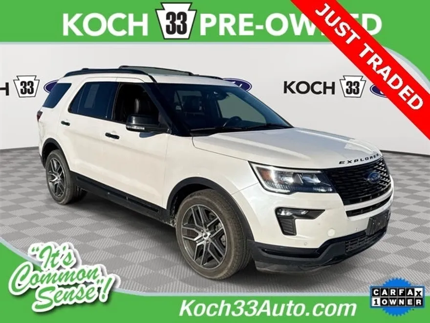 2019 Ford Explorer Sport photo 1