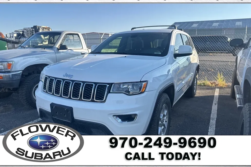 2017 Jeep Grand Cherokee Laredo photo 1