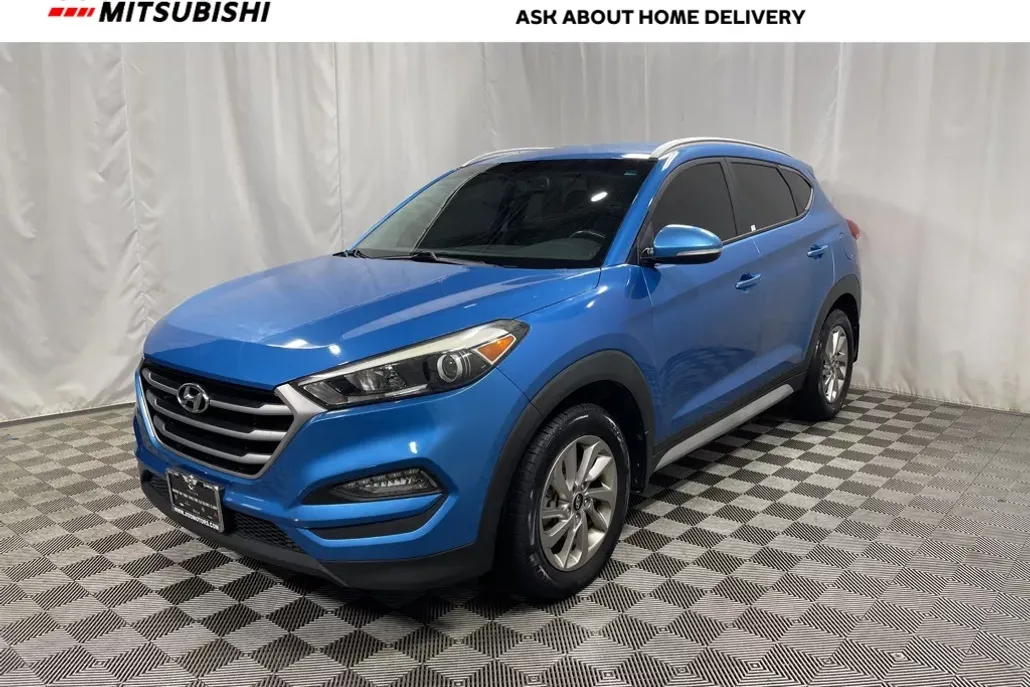 2017 Hyundai Tucson SE Plus photo 1
