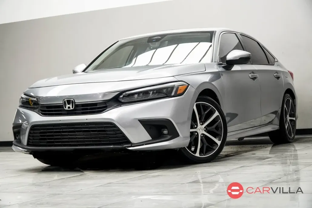 2023 Honda Civic Touring photo 1