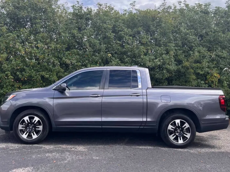 2020 Honda Ridgeline RTL photo 1