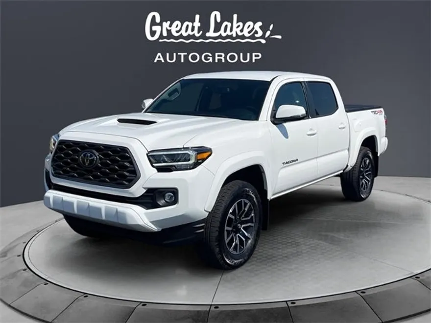 2023 Toyota Tacoma TRD Sport V6 photo 1