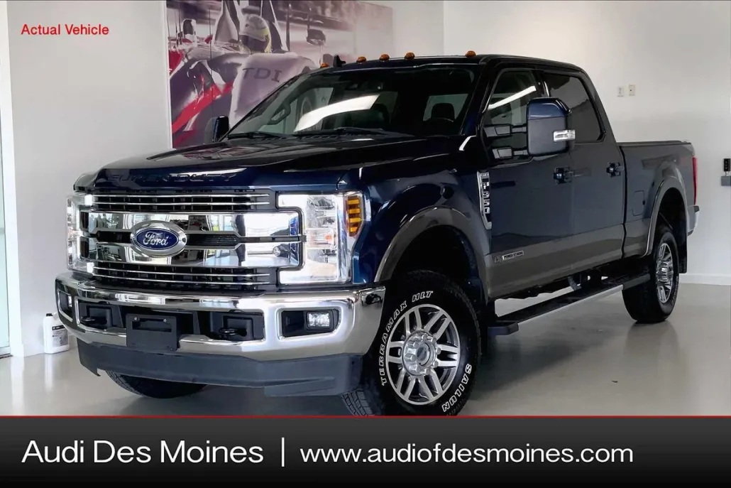 2019 Ford F-350 Lariat photo 1