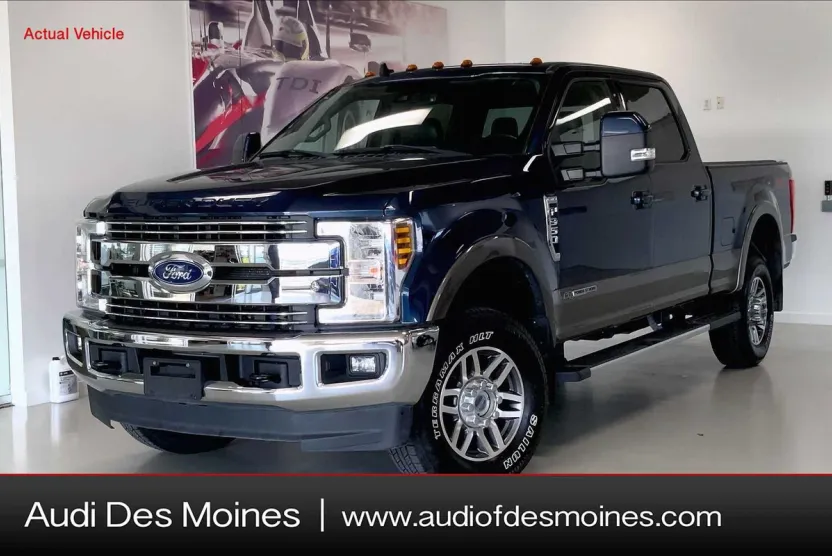2019 Ford F-350 Lariat photo 1