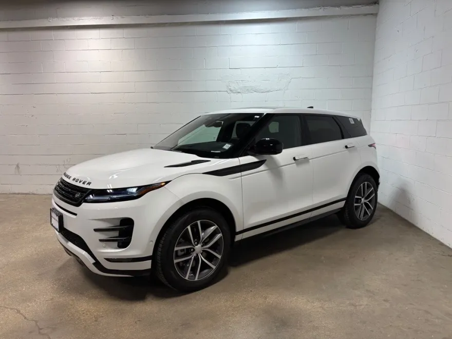 2026 Land Rover Range Rover Evoque Dynamic SE photo 1