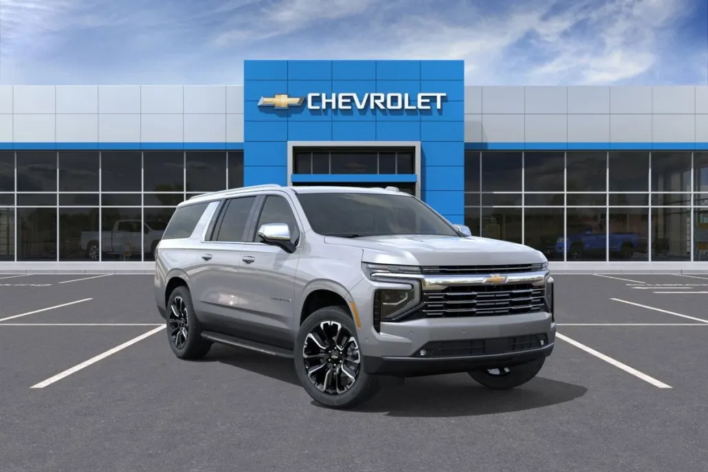 2025 Chevrolet Suburban Premier photo 1