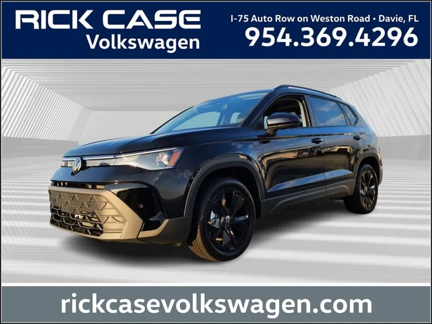 2025 Volkswagen Taos SE photo 1