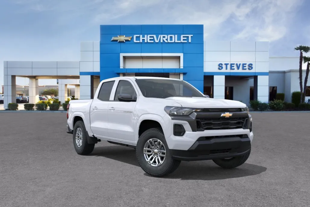 2026 Chevrolet Colorado LT photo 1