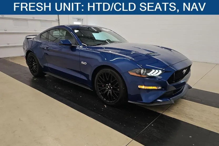 2022 Ford Mustang GT Premium photo 1