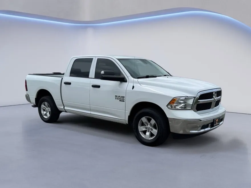 2023 Ram 1500 Classic SLT photo 1