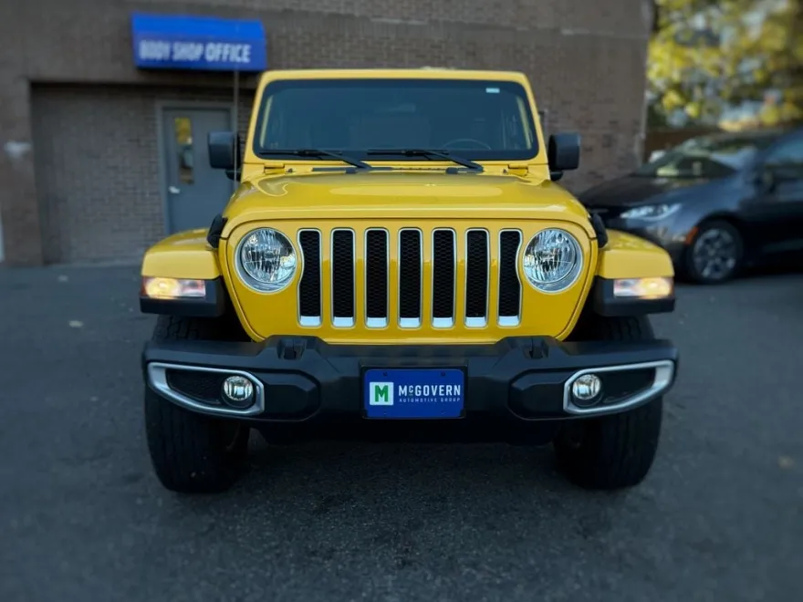 2021 Jeep Wrangler Unlimited Sahara photo 1