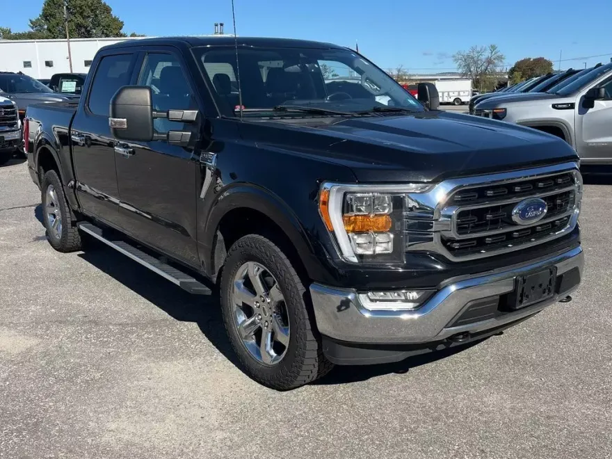 2022 Ford F-150 XL photo 1