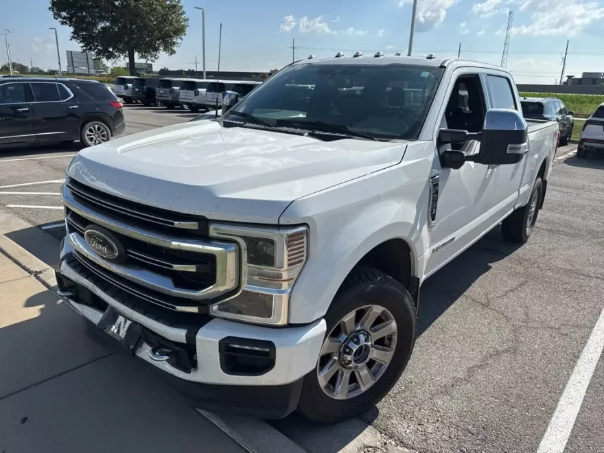 2022 Ford F-250 Platinum photo 1