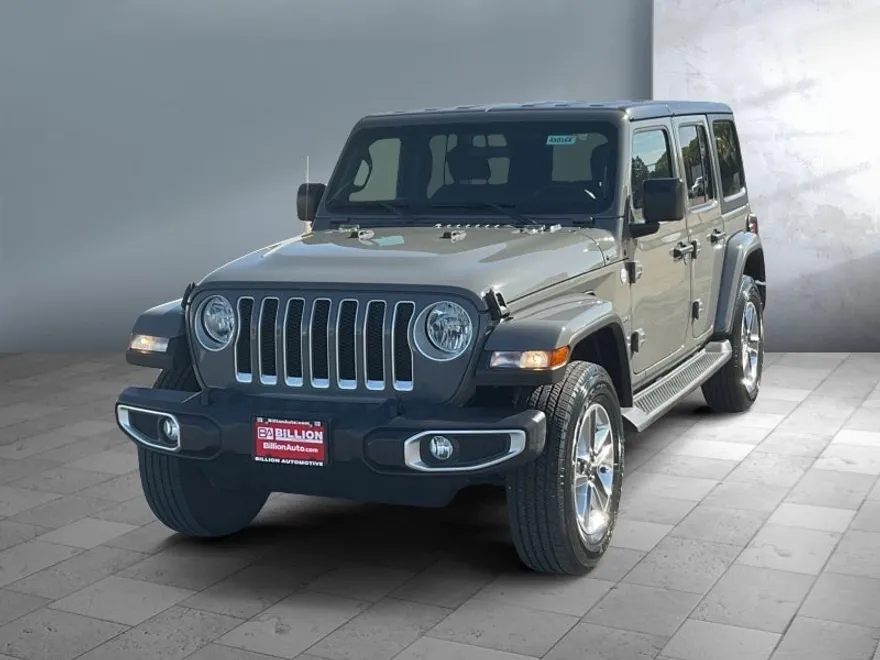 2020 Jeep Wrangler Unlimited Sahara photo 1