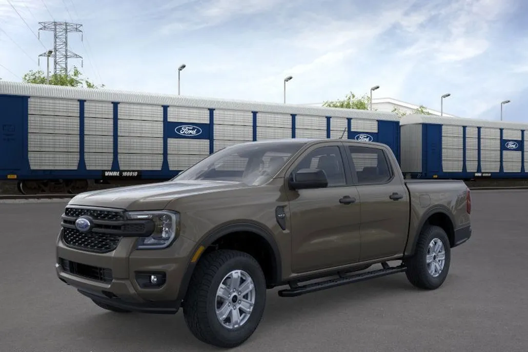 2025 Ford Ranger XL photo 1