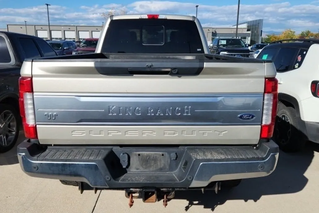 2017 Ford F-350 photo 1