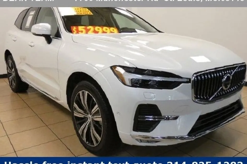 2023 Volvo XC60 Plus photo 1