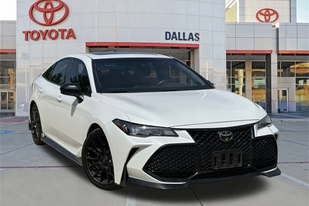 2020 Toyota Avalon TRD photo 1