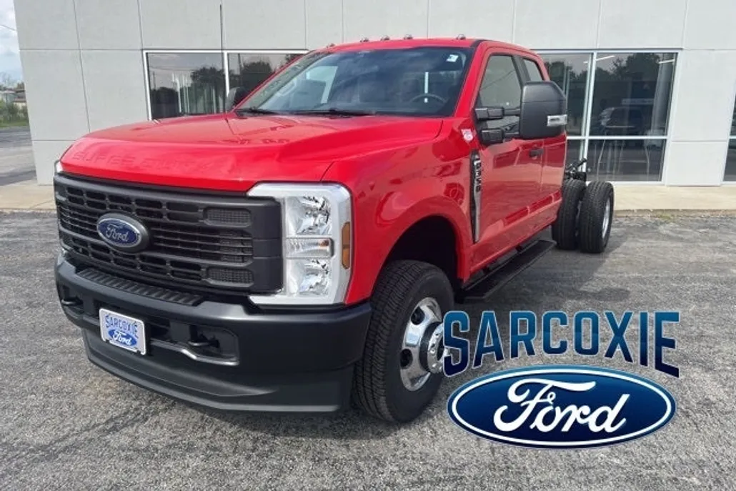2026 Ford F-350 photo 1