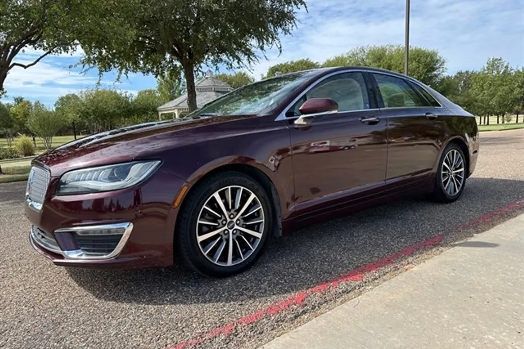 2017 Lincoln MKZ Premiere photo 1