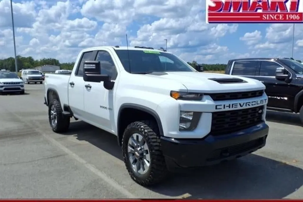 2022 Chevrolet Silverado 2500HD Custom photo 1
