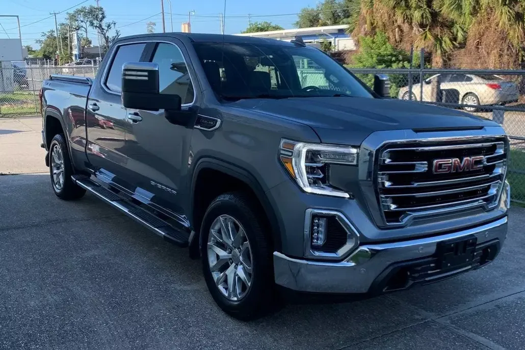 2021 Gmc Sierra 1500 SLT photo 1