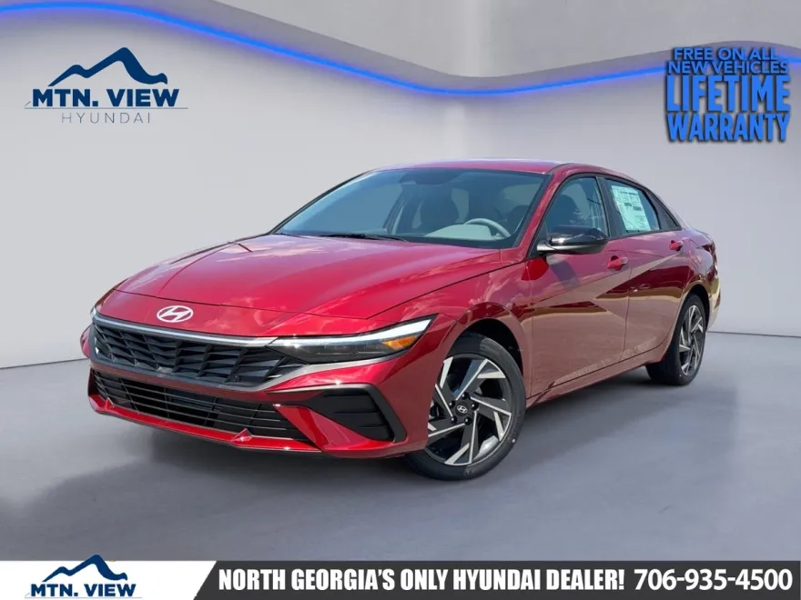2025 Hyundai Elantra SEL Sport photo 1